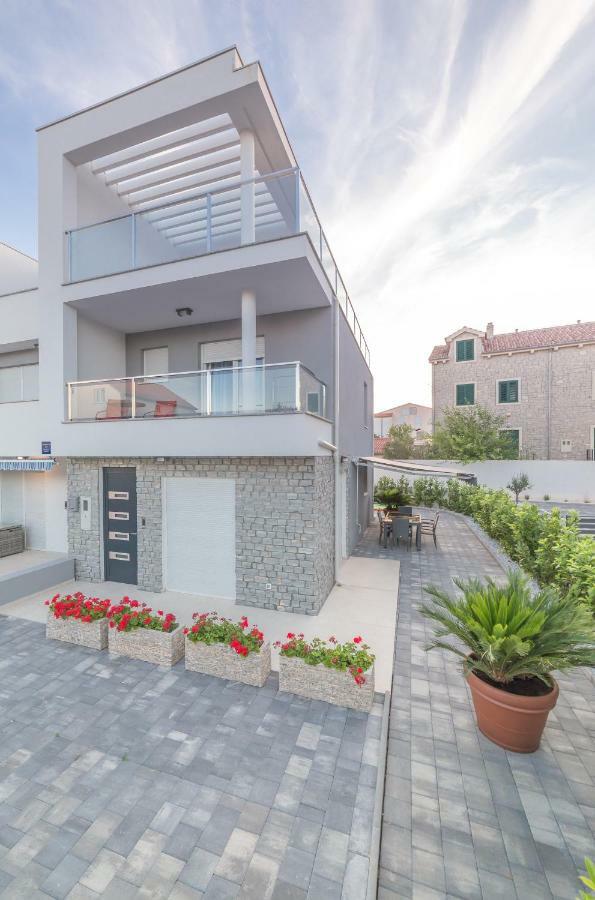 Kuca Buzov - Holiday House In Croatia Srima Exterior photo